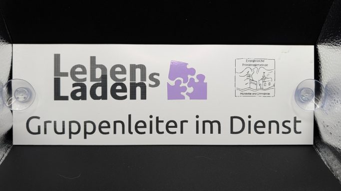 Blaulichtlaser auf ABS + Aufkleber