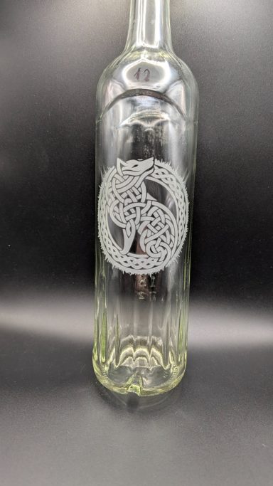 UV-Laser auf Glasflasche